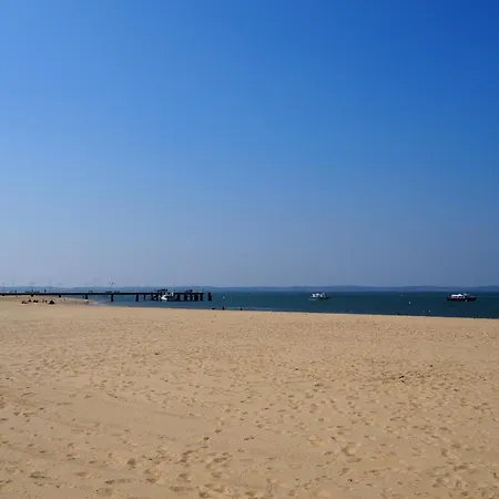 Bel Proche Centre Avec Terrasse Et Parking Pour 6 Personnes A - Fr-1-474-63