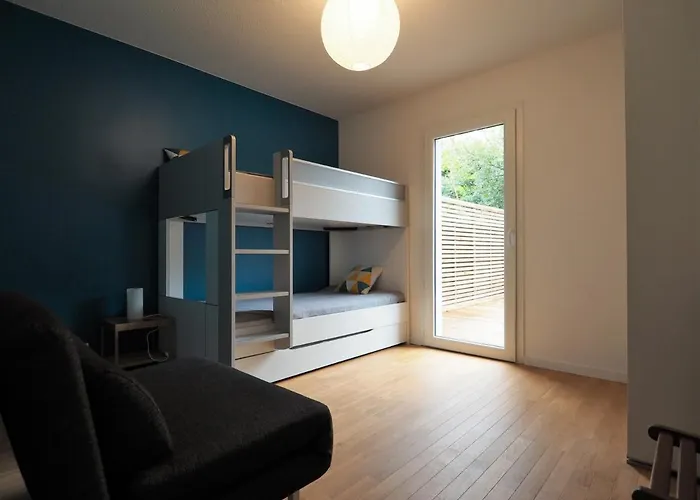 Bel Proche Centre Avec Terrasse Et Parking Pour 6 Personnes A - Fr-1-474-63 *